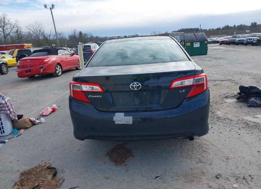 Photo 16 of 2014 Toyota Camry LE (VIN 4T4BF1FK5ER431912)