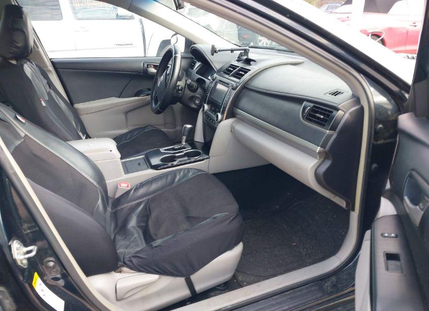 Photo 5 of 2014 Toyota Camry LE (VIN 4T4BF1FK5ER431912)