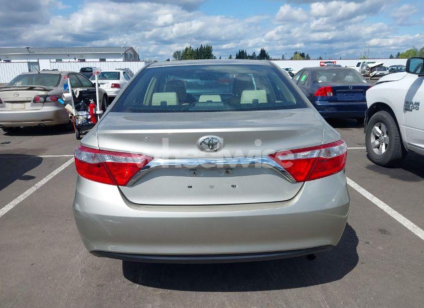 Photo 17 of 2015 Toyota Camry LE (VIN 4T4BF1FK5FR460828)