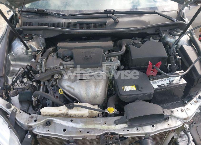 Photo 10 of 2015 Toyota Camry LE (VIN 4T4BF1FK5FR466130)