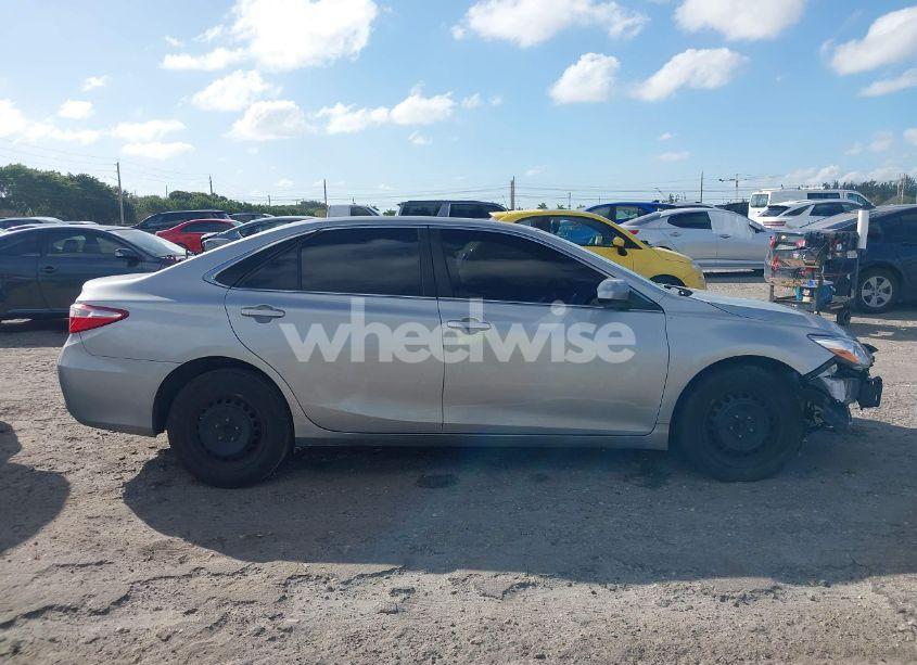 Photo 14 of 2015 Toyota Camry LE (VIN 4T4BF1FK5FR466130)