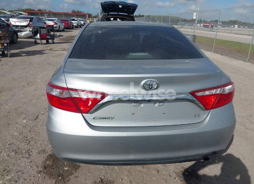 Photo 17 of 2015 Toyota Camry LE (VIN 4T4BF1FK5FR466130)