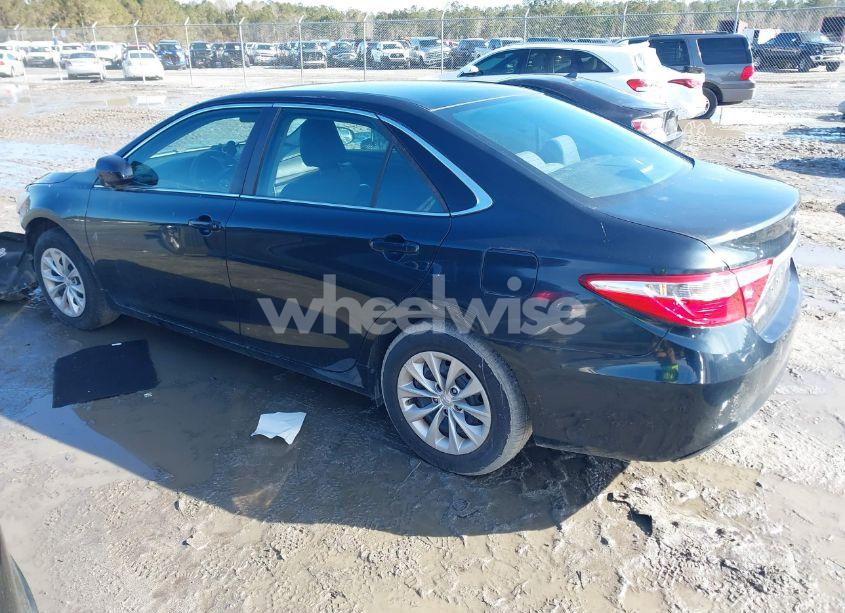 Photo 3 of 2015 Toyota Camry LE (VIN 4T4BF1FK5FR466578)