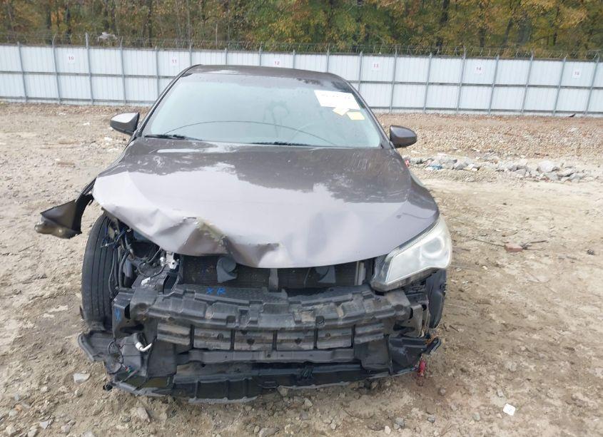 Photo 12 of 2015 Toyota Camry LE (VIN 4T4BF1FK5FR474017)