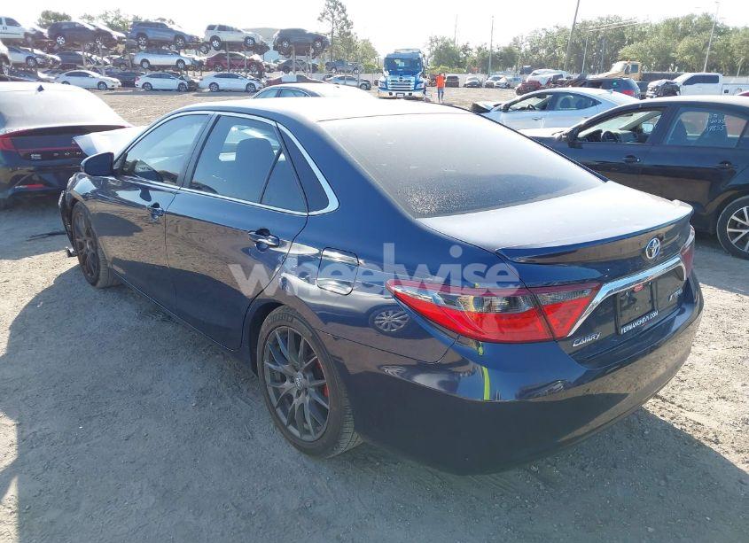 Photo 3 of 2015 Toyota Camry LE (VIN 4T4BF1FK5FR479427)