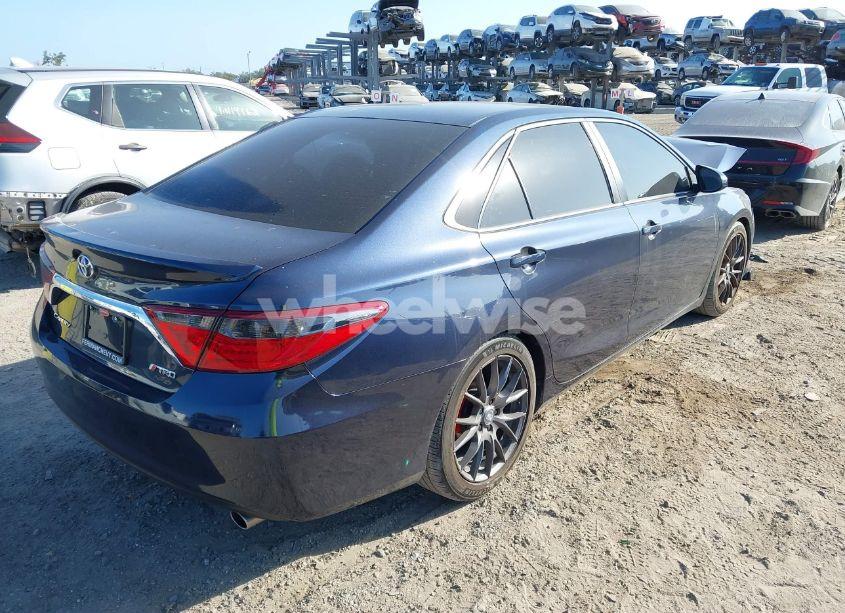 Photo 4 of 2015 Toyota Camry LE (VIN 4T4BF1FK5FR479427)