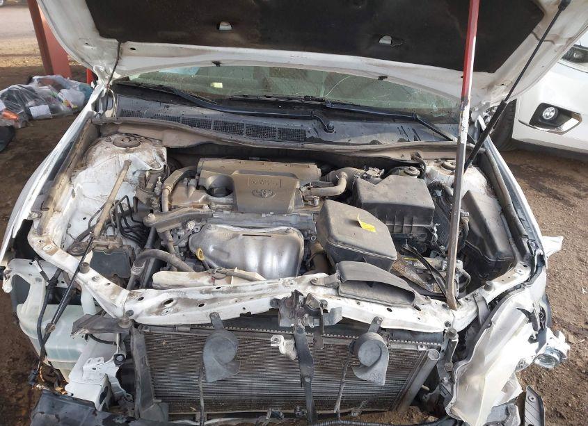 Photo 10 of 2015 Toyota Camry LE (VIN 4T4BF1FK5FR482327)