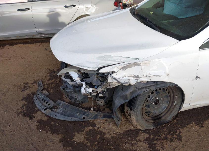 Photo 6 of 2015 Toyota Camry LE (VIN 4T4BF1FK5FR482327)