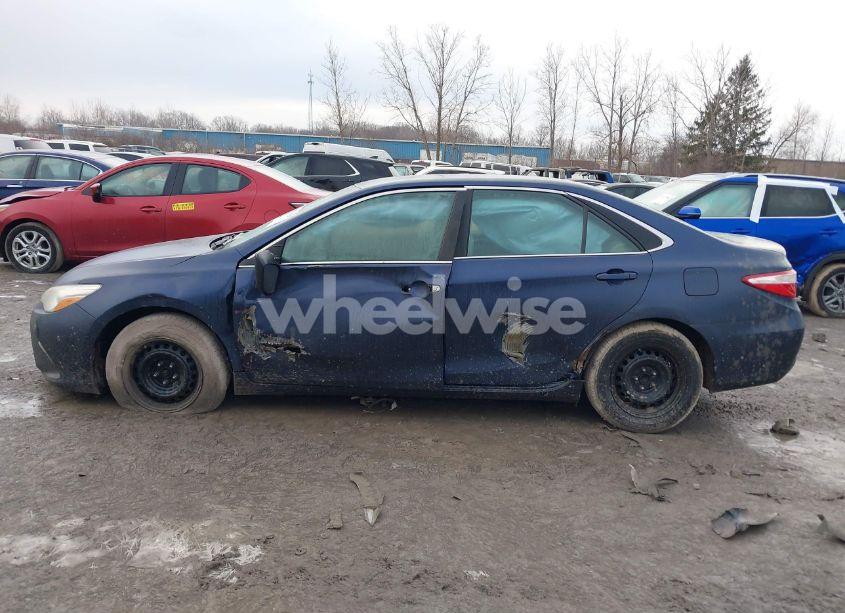 Photo 14 of 2015 Toyota Camry LE (VIN 4T4BF1FK5FR491139)