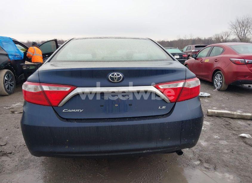 Photo 16 of 2015 Toyota Camry LE (VIN 4T4BF1FK5FR491139)