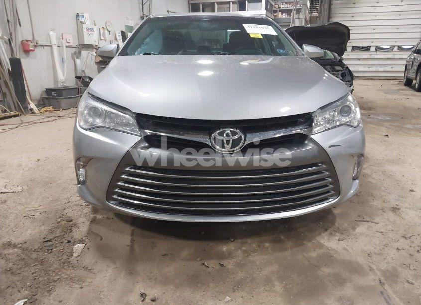 Photo 12 of 2015 Toyota Camry LE (VIN 4T4BF1FK5FR498933)