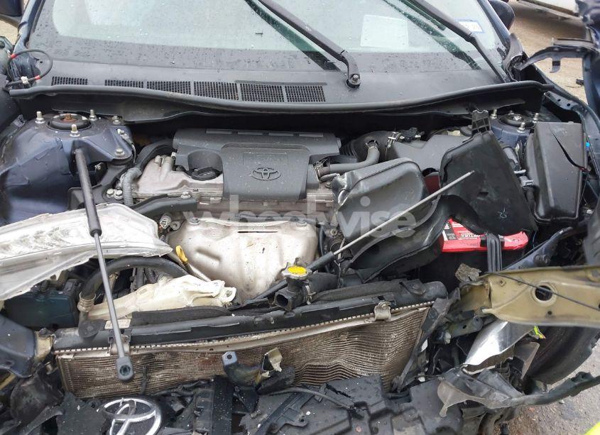 Photo 10 of 2015 Toyota Camry XLE (VIN 4T4BF1FK5FR504925)