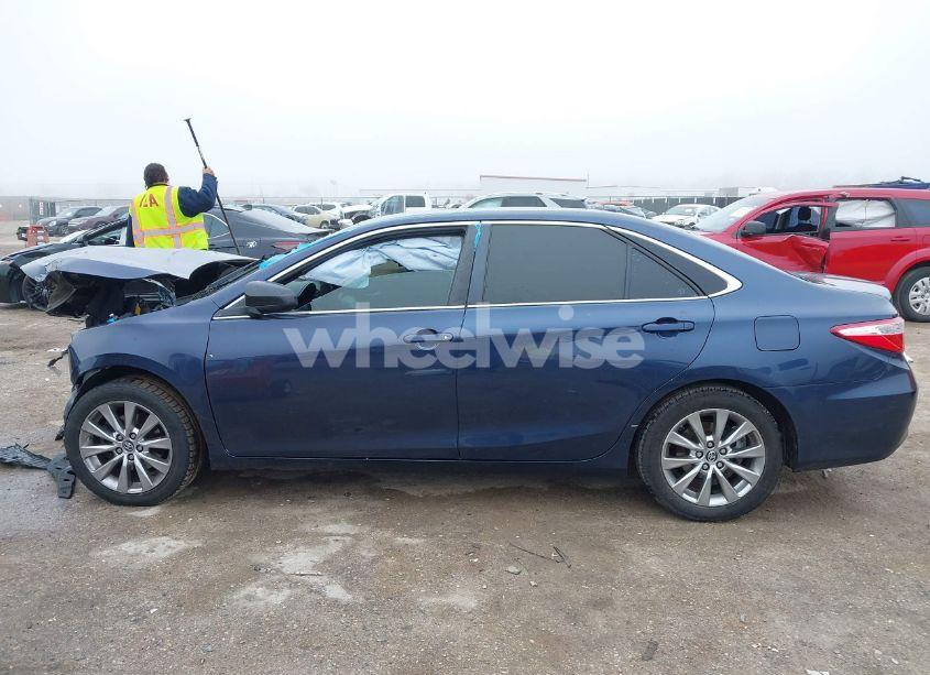 Photo 15 of 2015 Toyota Camry XLE (VIN 4T4BF1FK5FR504925)