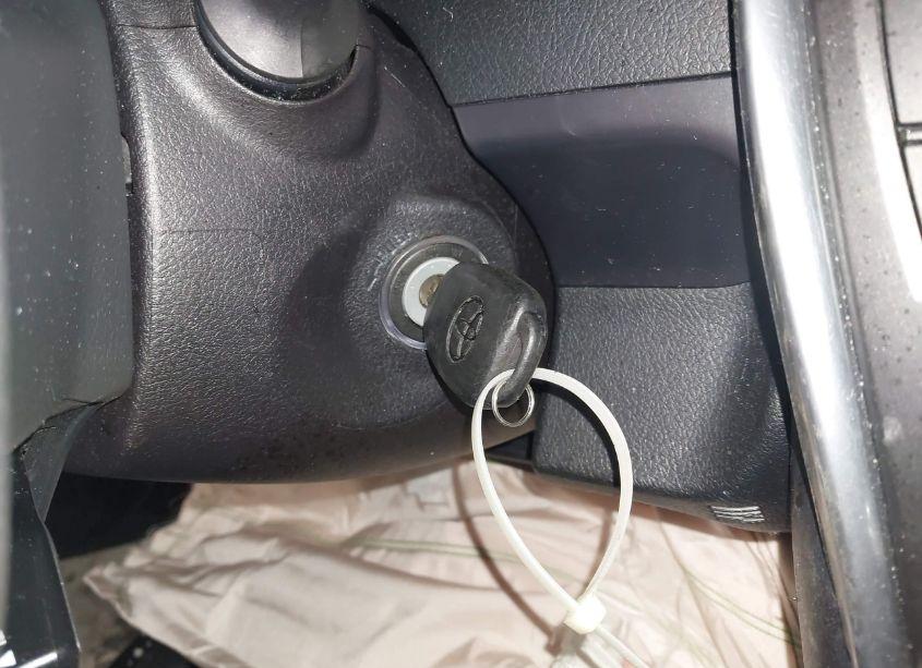 Photo 11 of 2015 Toyota Camry LE (VIN 4T4BF1FK5FR505766)