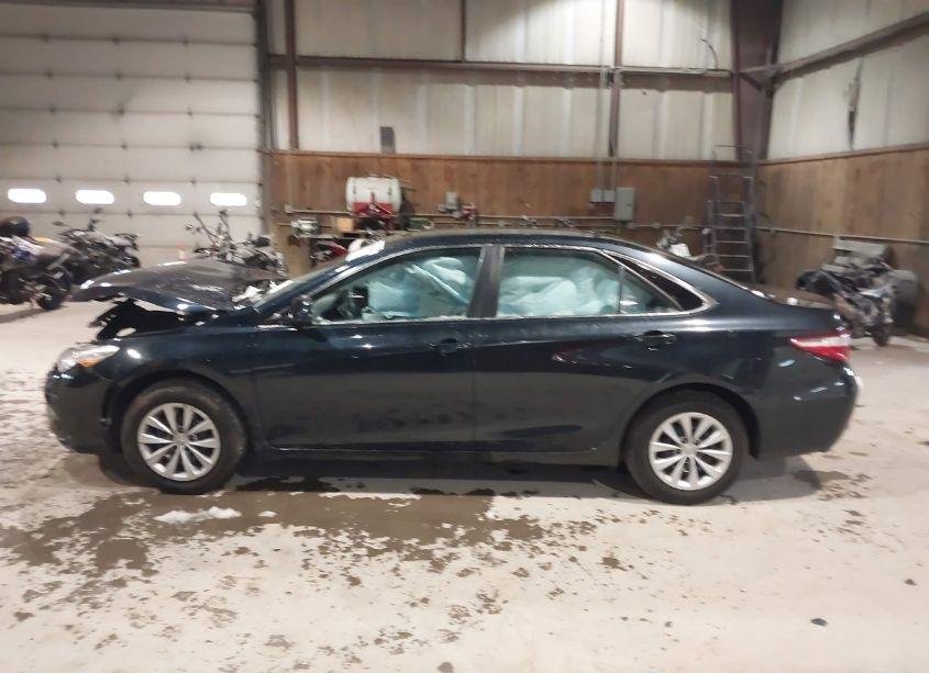 Photo 14 of 2015 Toyota Camry LE (VIN 4T4BF1FK5FR505766)