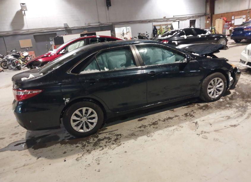 Photo 4 of 2015 Toyota Camry LE (VIN 4T4BF1FK5FR505766)
