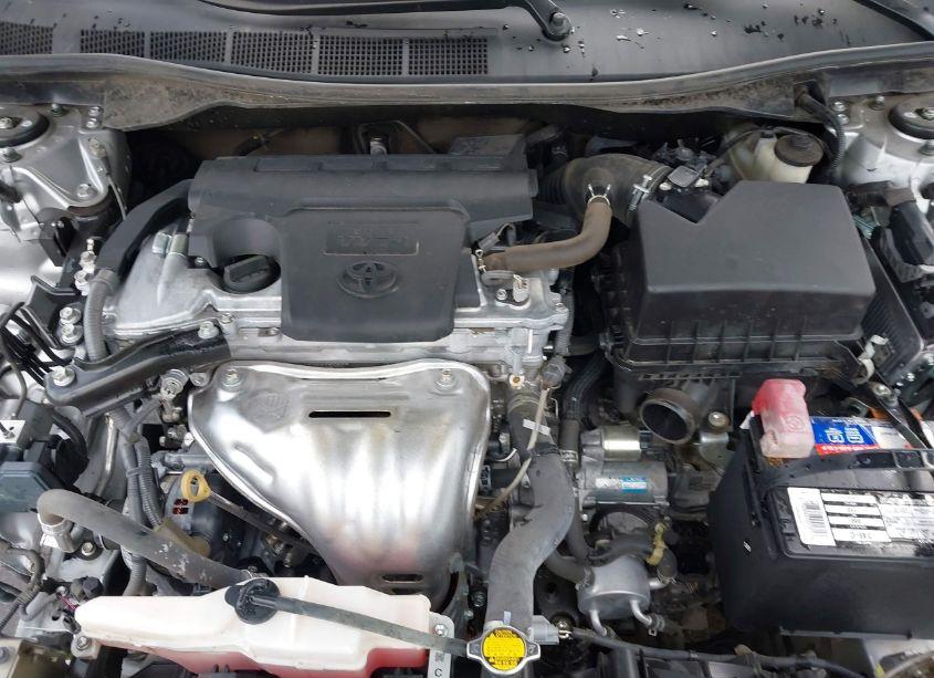 Photo 10 of 2016 Toyota Camry LE (VIN 4T4BF1FK5GR517272)