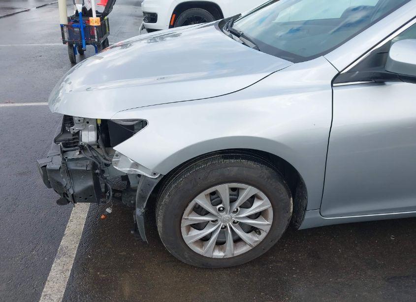 Photo 19 of 2016 Toyota Camry LE (VIN 4T4BF1FK5GR517272)