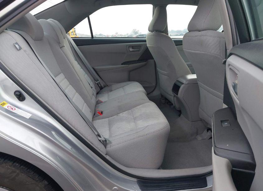 Photo 8 of 2016 Toyota Camry LE (VIN 4T4BF1FK5GR517272)