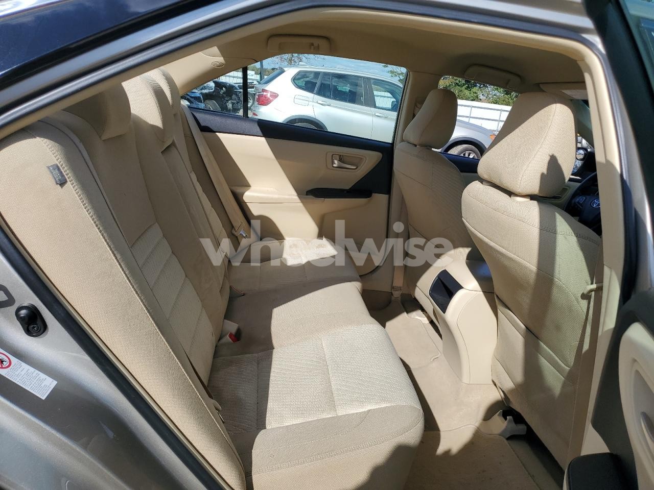 Photo 10 of 2016 TOYOTA CAMRY LE (VIN 4T4BF1FK5GR522410)