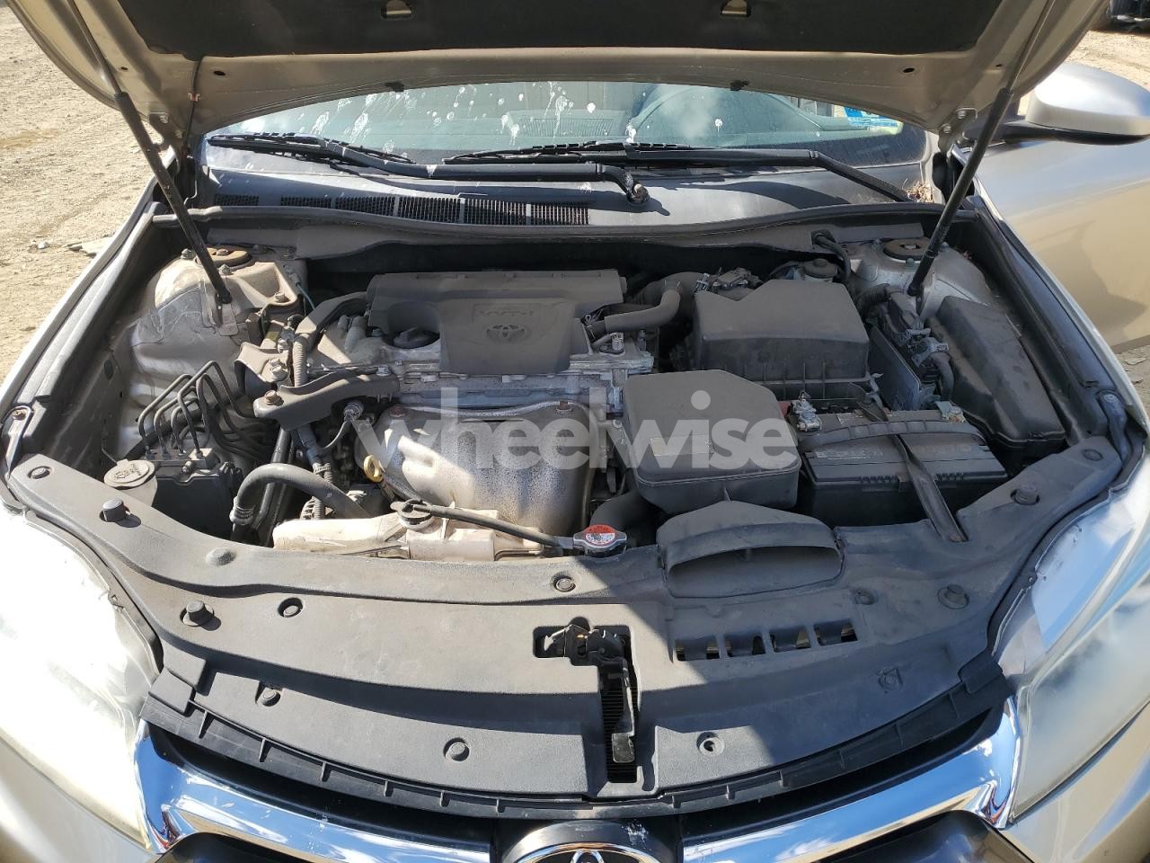 Photo 11 of 2016 TOYOTA CAMRY LE (VIN 4T4BF1FK5GR522410)