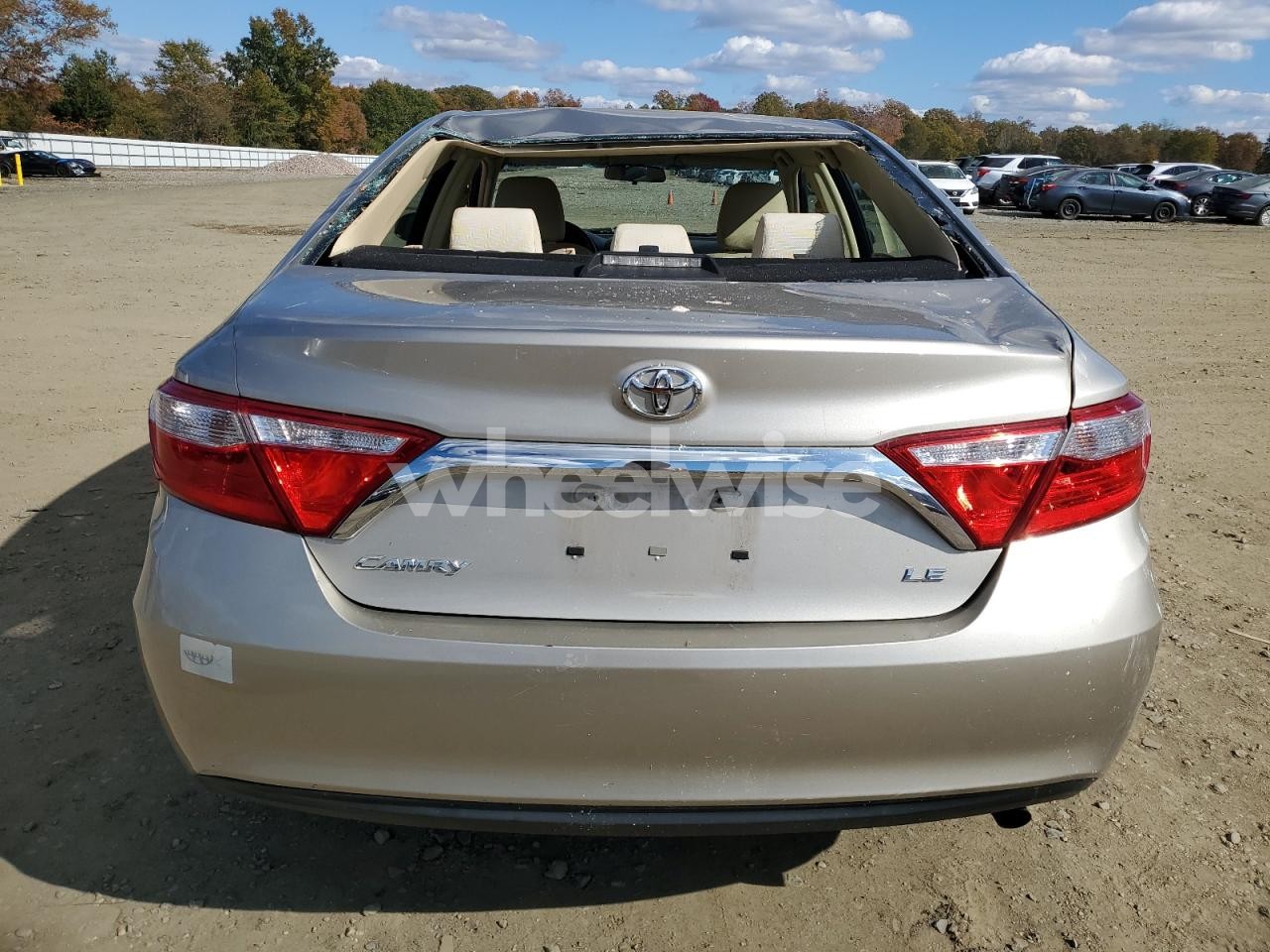 Photo 6 of 2016 TOYOTA CAMRY LE (VIN 4T4BF1FK5GR522410)
