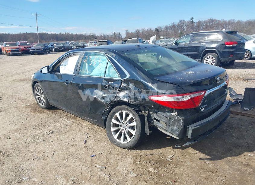 Photo 3 of 2016 Toyota Camry XLE (VIN 4T4BF1FK5GR533598)