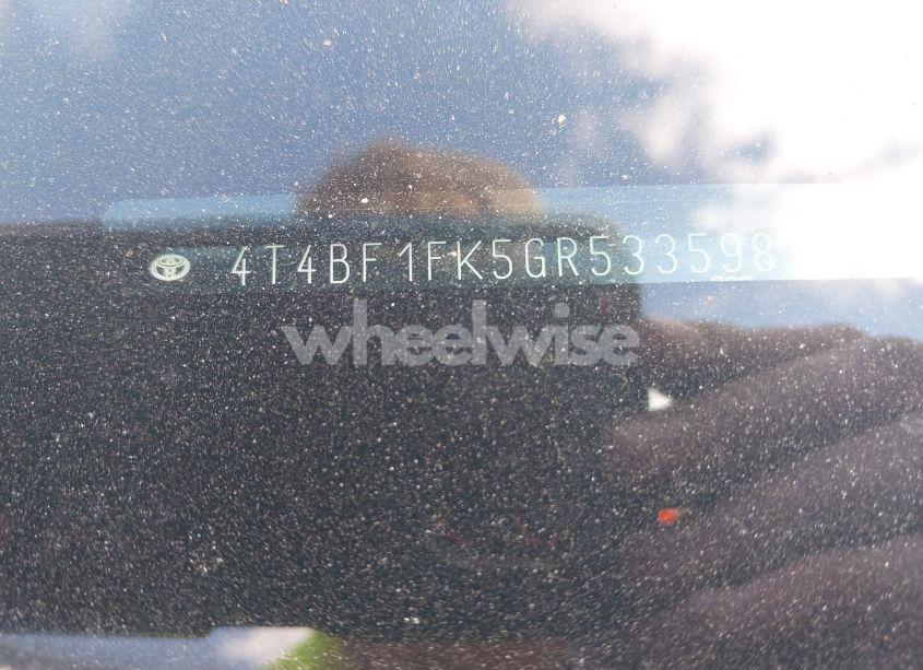 Photo 9 of 2016 Toyota Camry XLE (VIN 4T4BF1FK5GR533598)