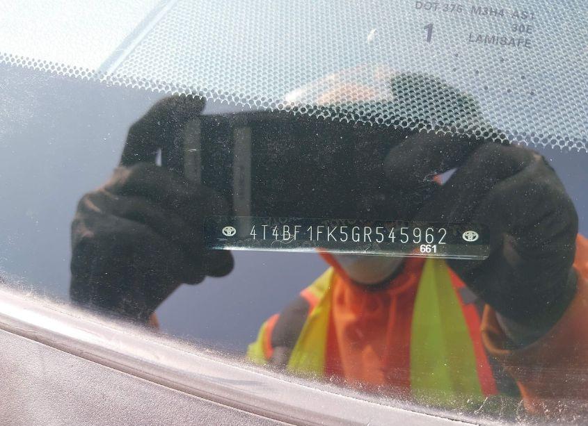 Photo 9 of 2016 Toyota Camry LE (VIN 4T4BF1FK5GR545962)