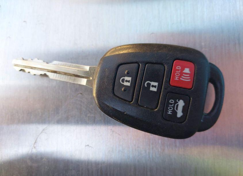 Photo 11 of 2016 Toyota Camry LE (VIN 4T4BF1FK5GR555519)