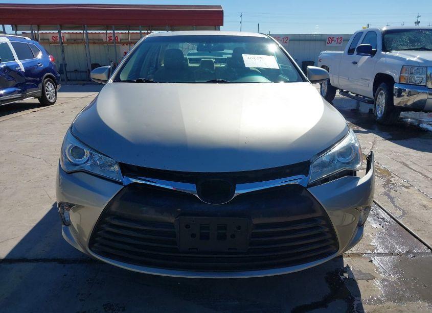 Photo 13 of 2016 Toyota Camry LE (VIN 4T4BF1FK5GR555519)