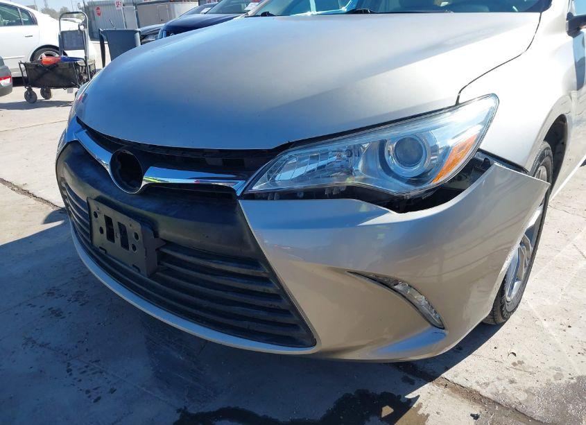 Photo 18 of 2016 Toyota Camry LE (VIN 4T4BF1FK5GR555519)