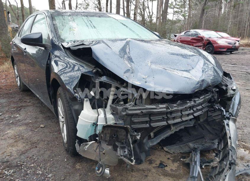 Photo 6 of 2016 Toyota Camry LE (VIN 4T4BF1FK5GR571929)