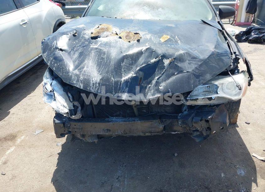 Photo 10 of 2016 Toyota Camry LE (VIN 4T4BF1FK5GR577939)