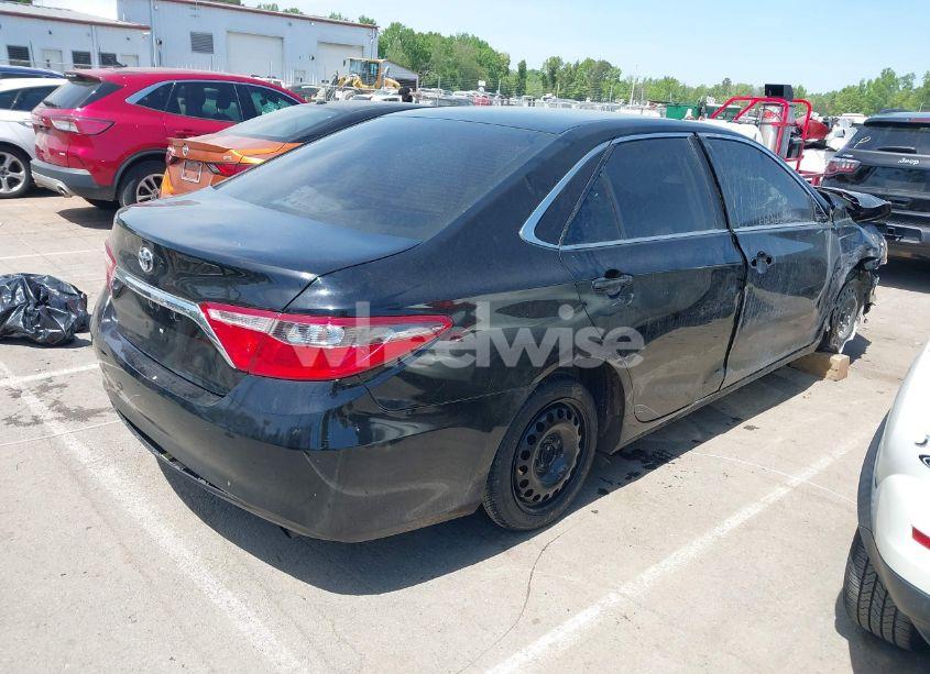 Photo 4 of 2016 Toyota Camry LE (VIN 4T4BF1FK5GR577939)