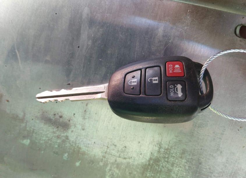 Photo 11 of 2016 Toyota Camry LE (VIN 4T4BF1FK5GR578119)