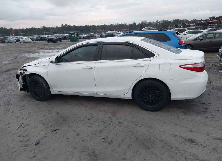 Photo 14 of 2016 Toyota Camry LE (VIN 4T4BF1FK5GR578539)