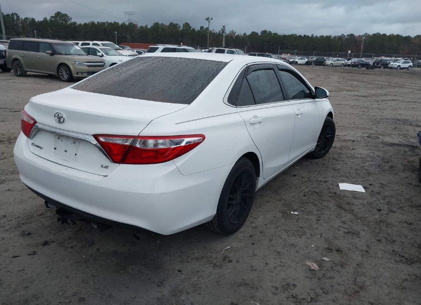 Photo 4 of 2016 Toyota Camry LE (VIN 4T4BF1FK5GR578539)