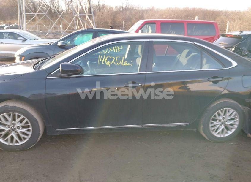 Photo 14 of 2016 Toyota Camry LE (VIN 4T4BF1FK5GR579688)