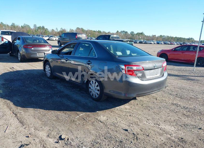 Photo 3 of 2012 Toyota Camry L (VIN 4T4BF1FK6CR226208)
