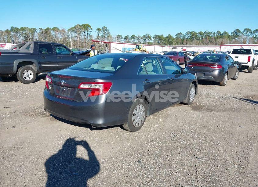Photo 4 of 2012 Toyota Camry L (VIN 4T4BF1FK6CR226208)