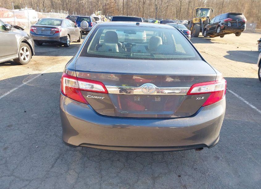 Photo 16 of 2012 Toyota Camry XLE (VIN 4T4BF1FK6CR227410)