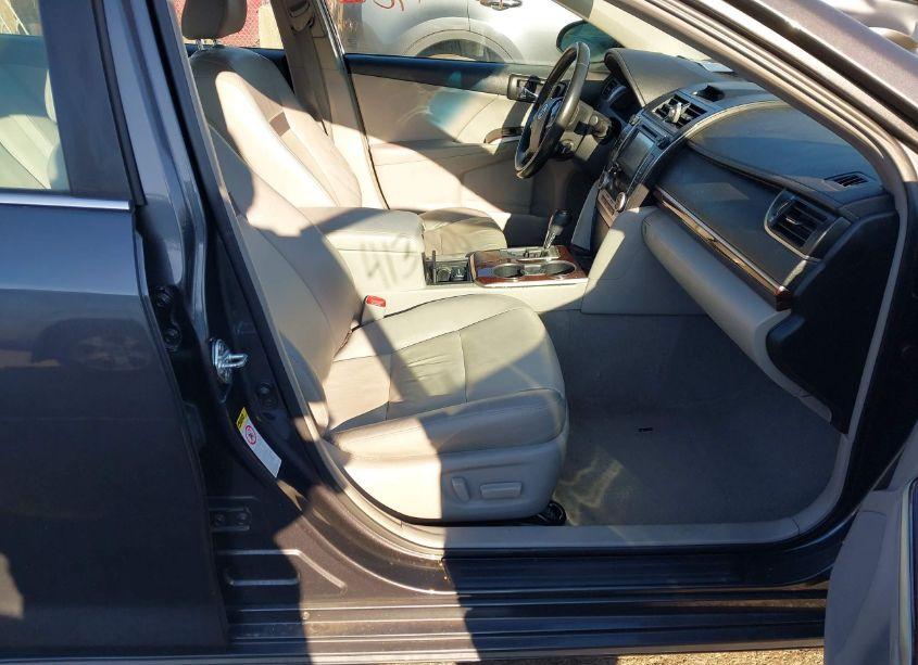 Photo 5 of 2012 Toyota Camry XLE (VIN 4T4BF1FK6CR227410)