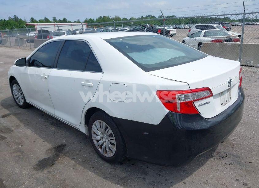 Photo 3 of 2012 Toyota Camry LE (VIN 4T4BF1FK6CR245244)