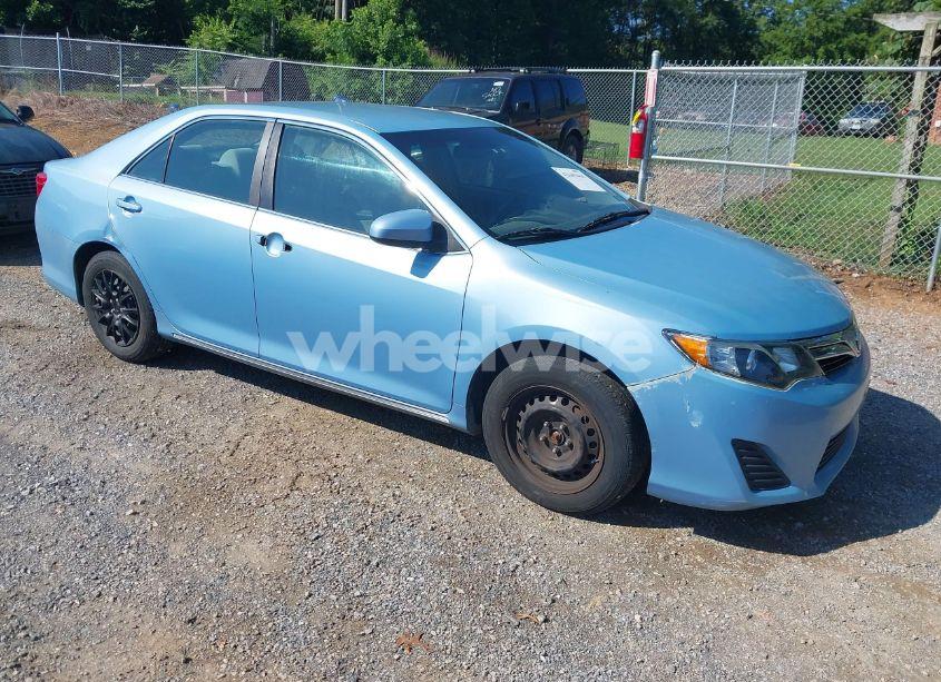 2012 Toyota Camry LE (VIN 4T4BF1FK6CR253554) main photo