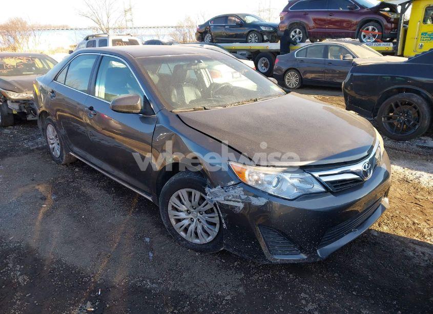 2012 Toyota Camry LE (VIN 4T4BF1FK6CR268975) main photo