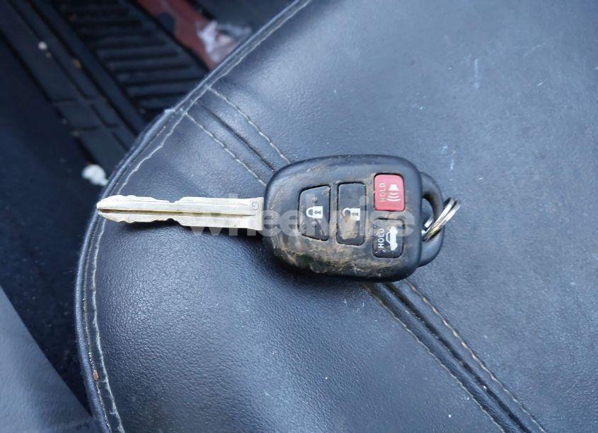 Photo 11 of 2012 Toyota Camry LE (VIN 4T4BF1FK6CR268975)