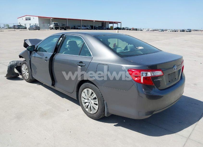 Photo 3 of 2012 Toyota Camry L (VIN 4T4BF1FK6CR271553)