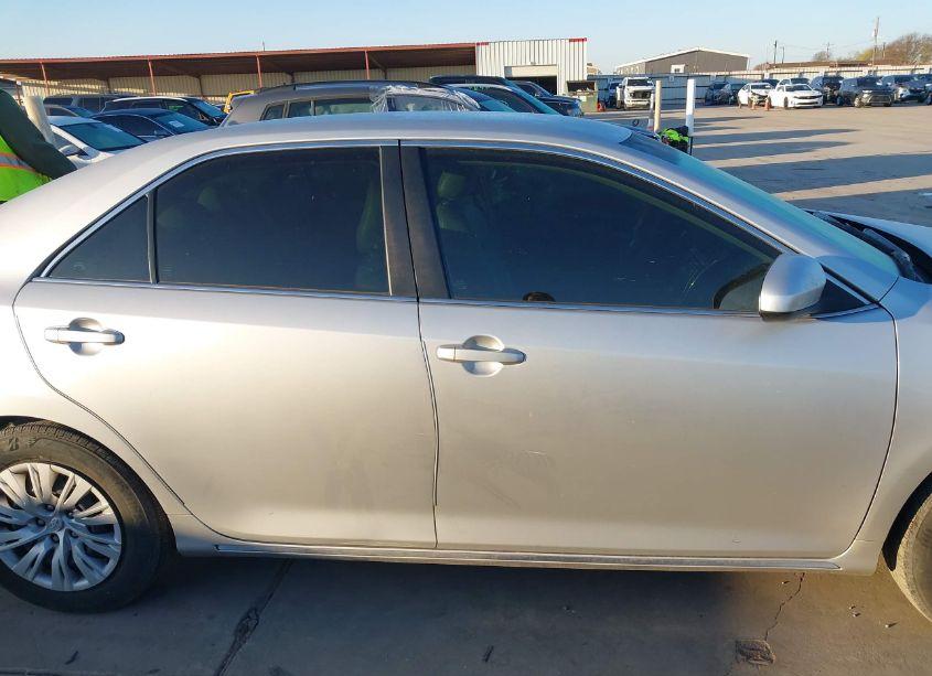 Photo 13 of 2013 Toyota Camry LE (VIN 4T4BF1FK6DR277354)