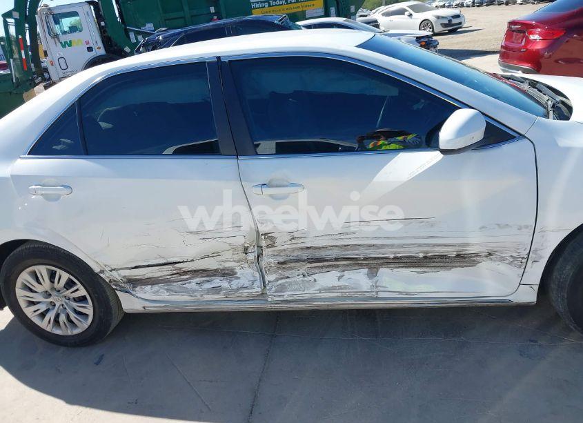 Photo 13 of 2013 Toyota Camry LE (VIN 4T4BF1FK6DR280187)